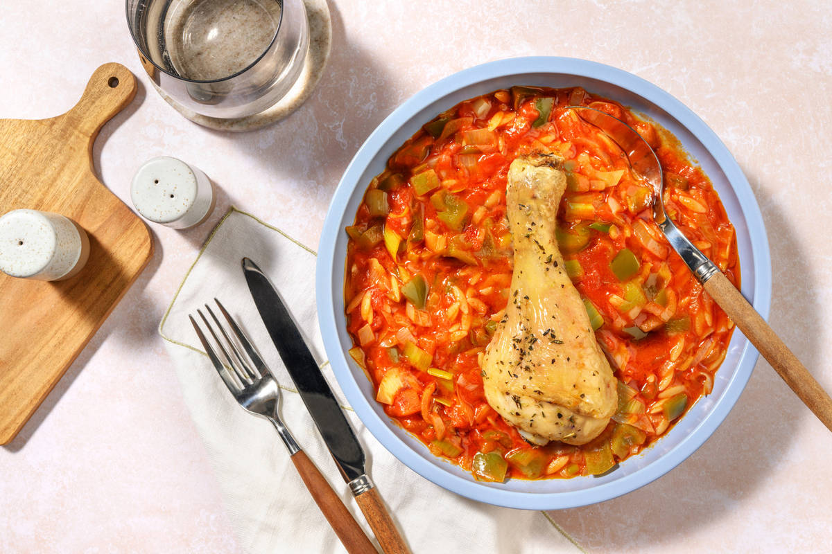 Guiso de orzo con pollo a la mediterránea