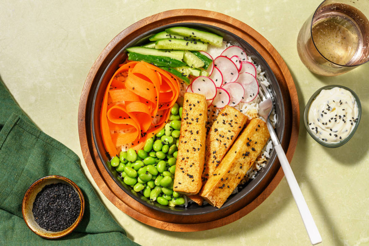 Settembre in bellezza - poké di tofu, edamame e ravanelli
