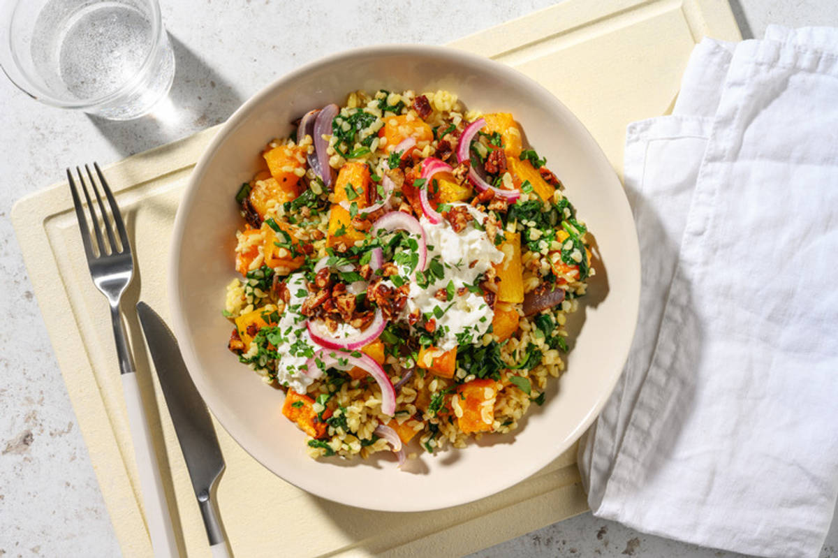 Bowl freekeh, raisins & courge rôtie