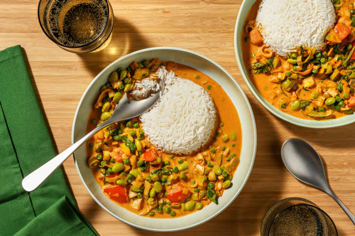 Creamy Pea and Edamame Curry with Tofu