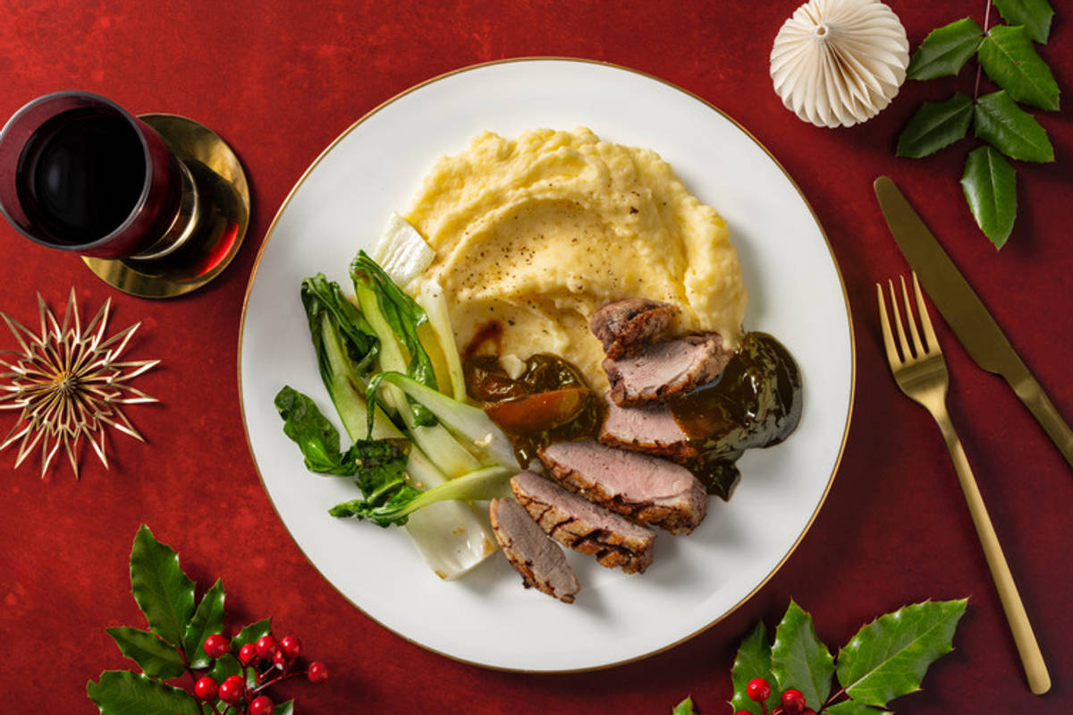 Roasted Duck Breast in Pear Sauce