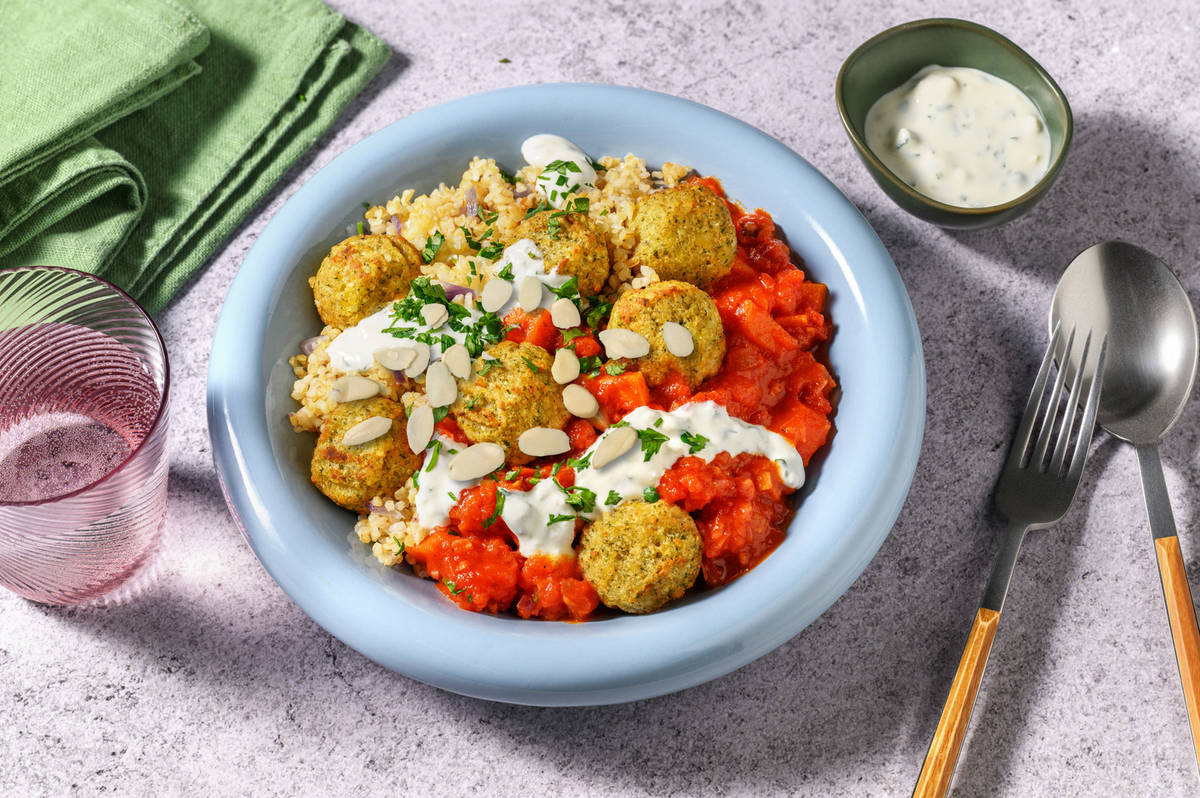 Boulgour pilaf, légumes mijotés & falafels