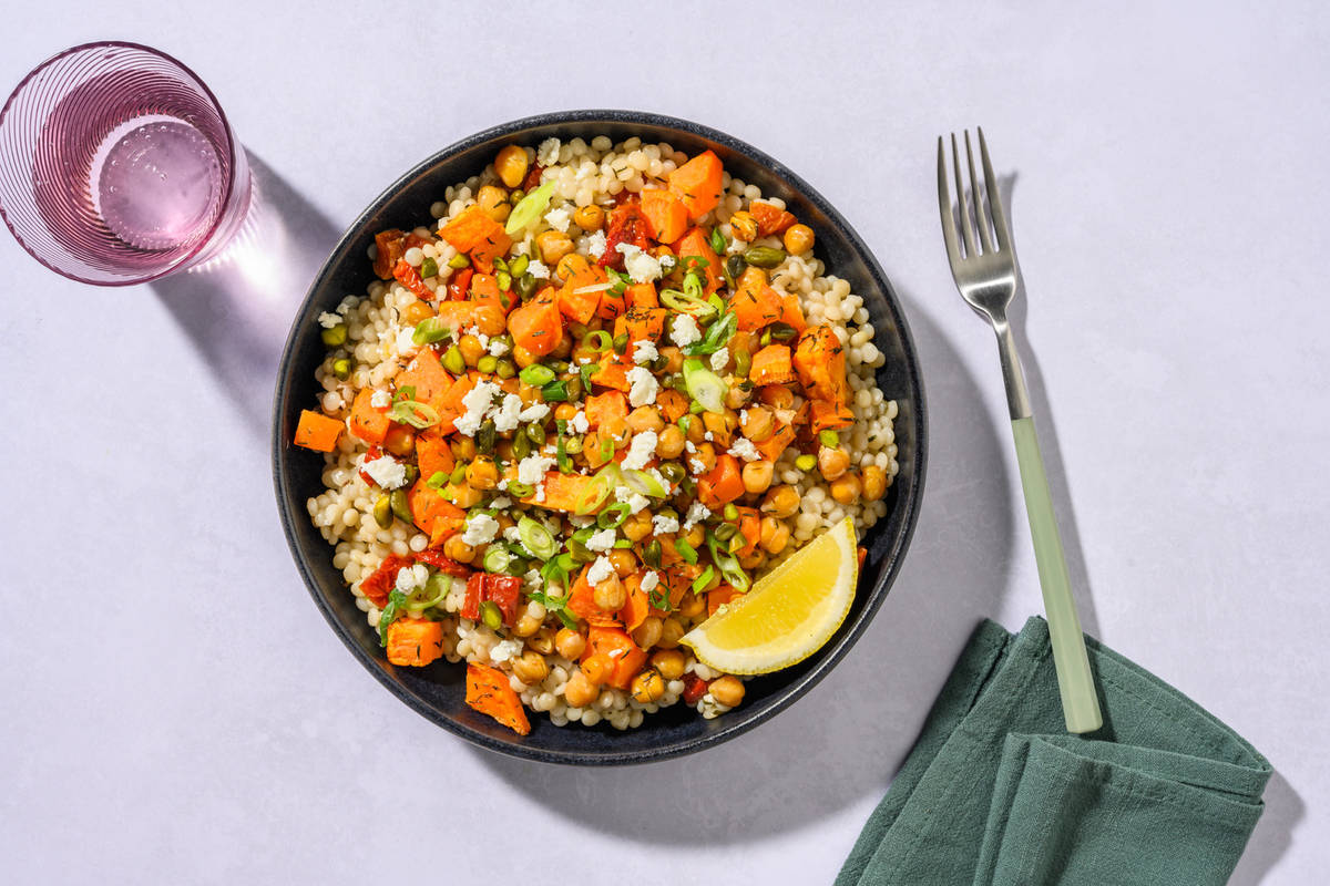 Couscous perlé, feta & pois chiches rôtis