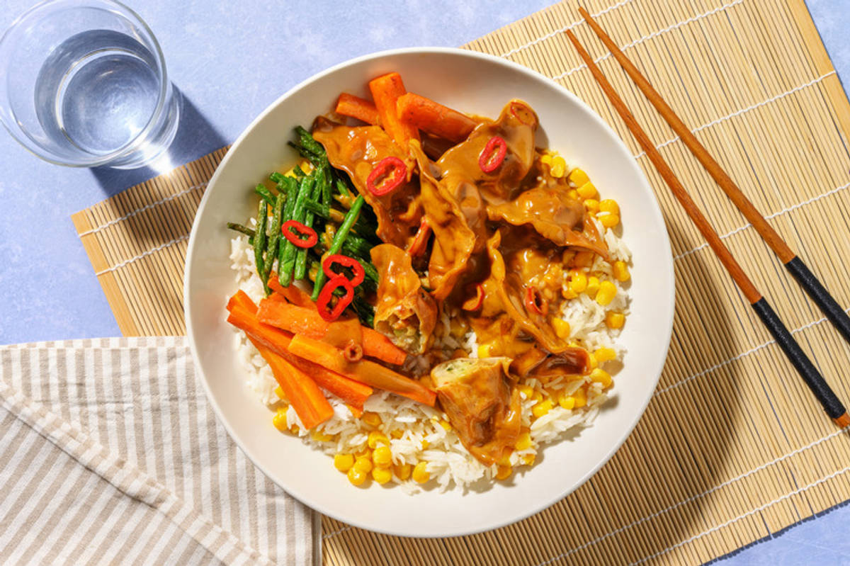 Teriyaki Veg Gyoza with Irish Chicken