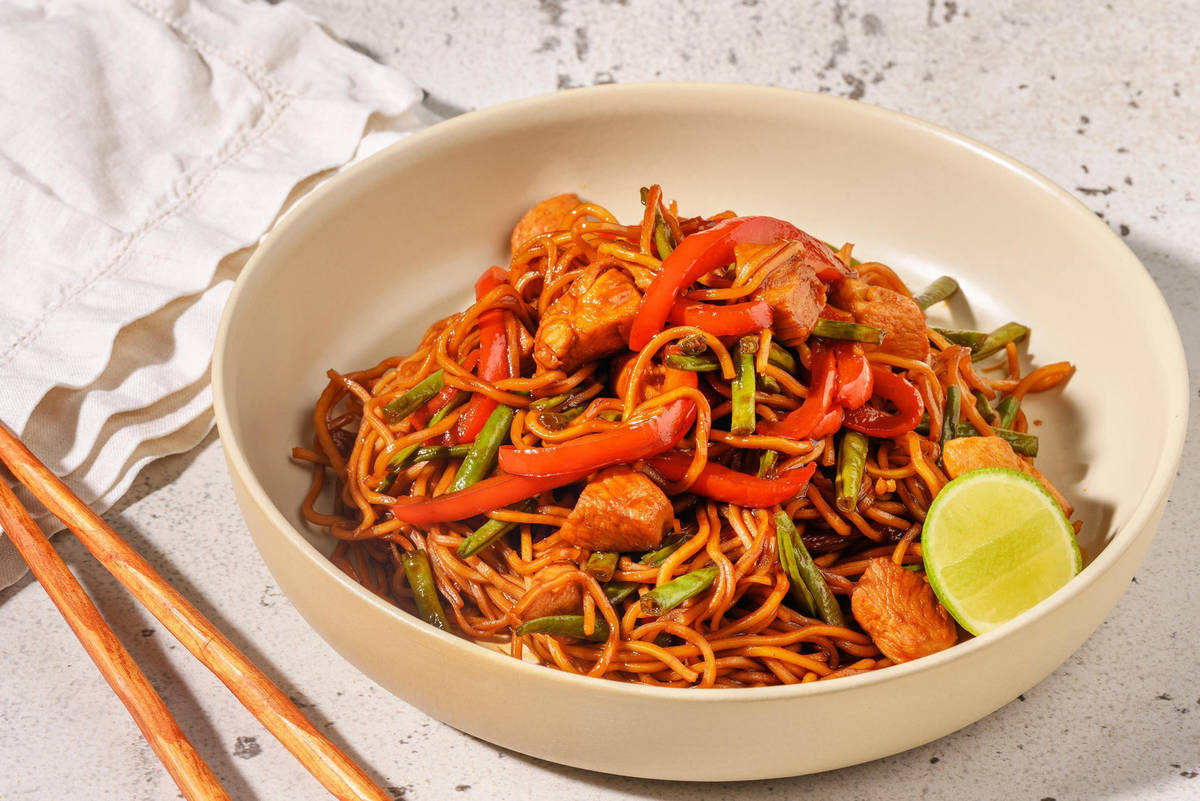 Chinese Style Chicken Noodle Stir-Fry