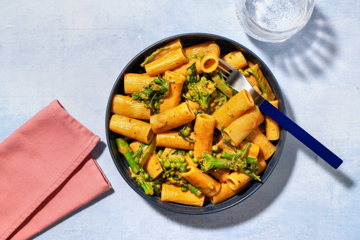 Spicy Cajun Chicken, Tomato & Super Greens Rigatoni