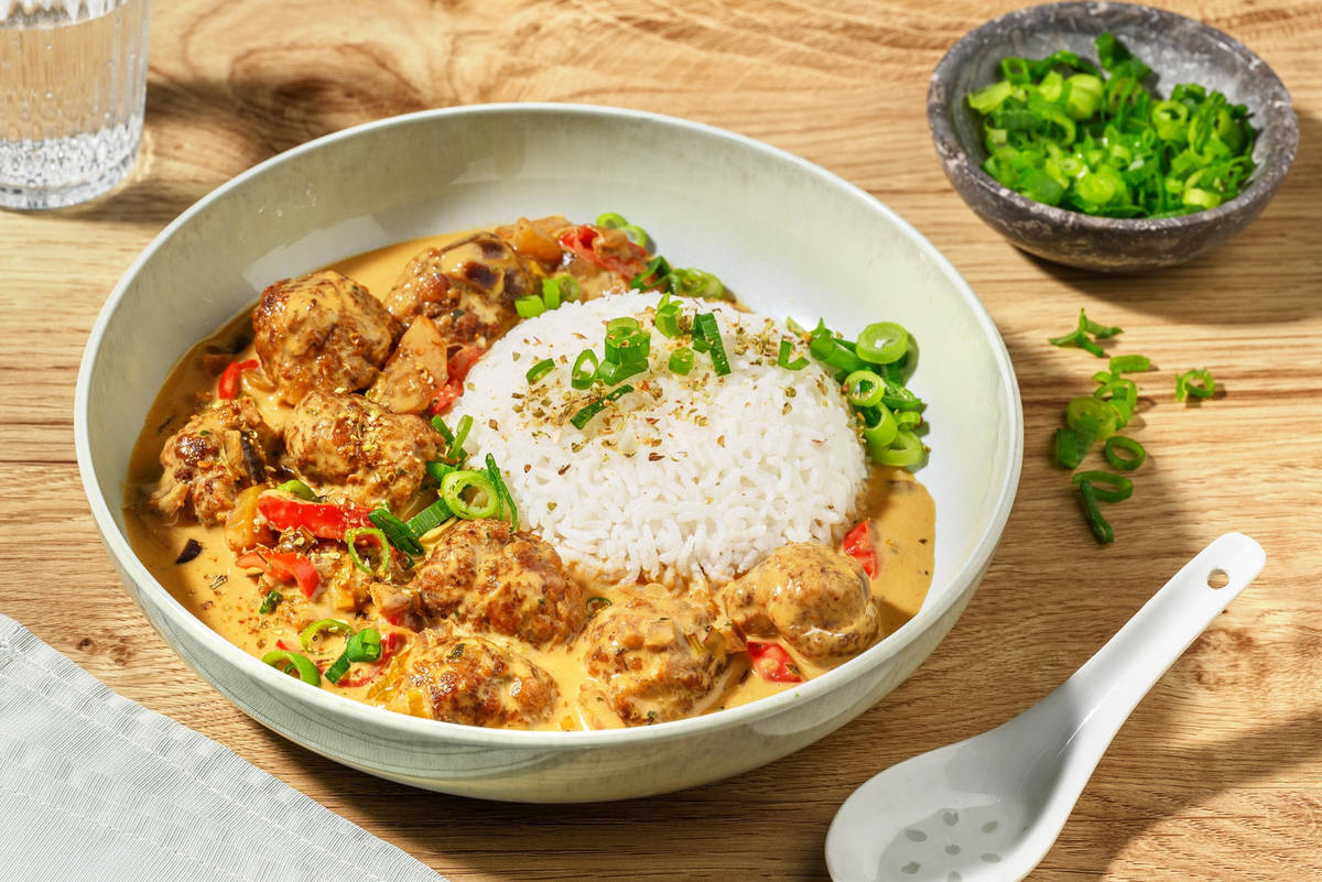 Gehaktballetjes op z'n Thais in kruidige groene currysaus