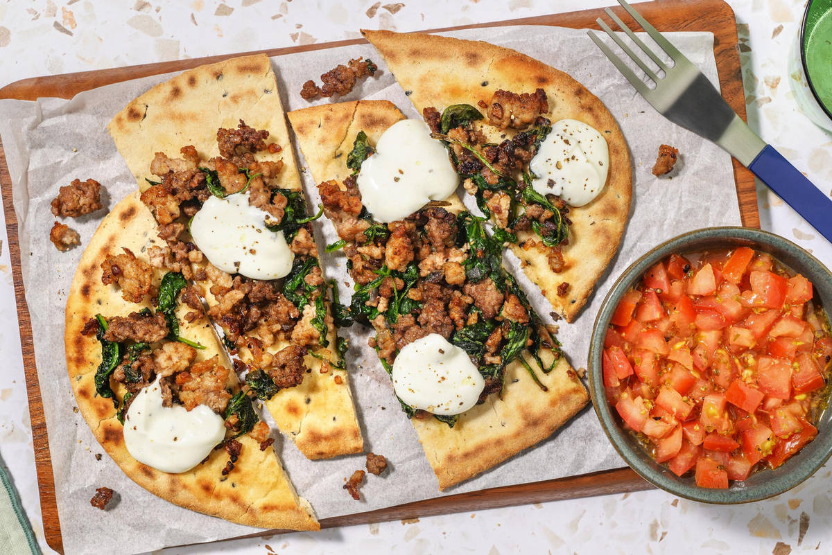 Lahmacun - 'pizza' alla turca di pane naan e carne