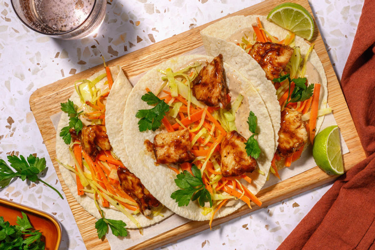 Tacos di pesce in salsa hoisin