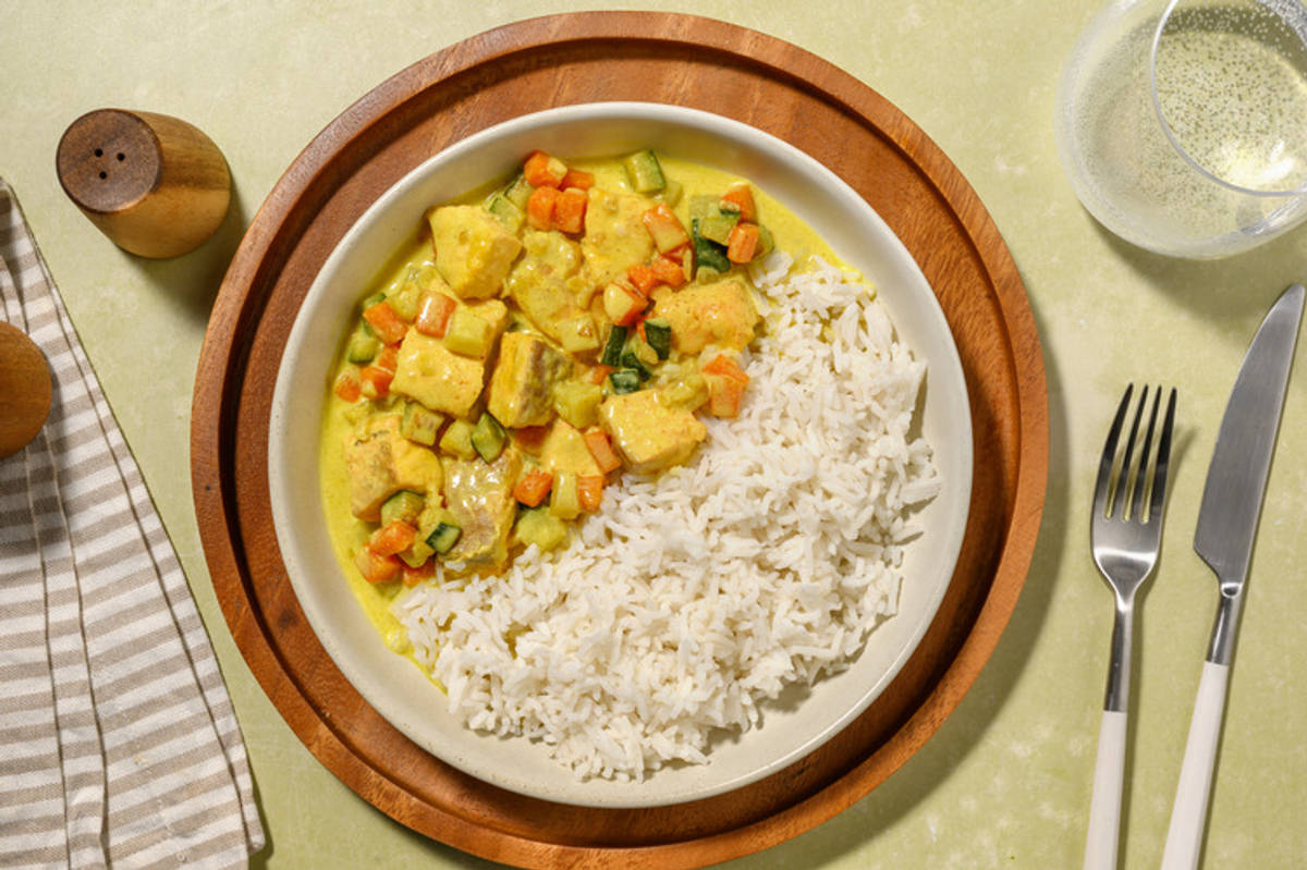 Trota salmonata al curry e latte di cocco