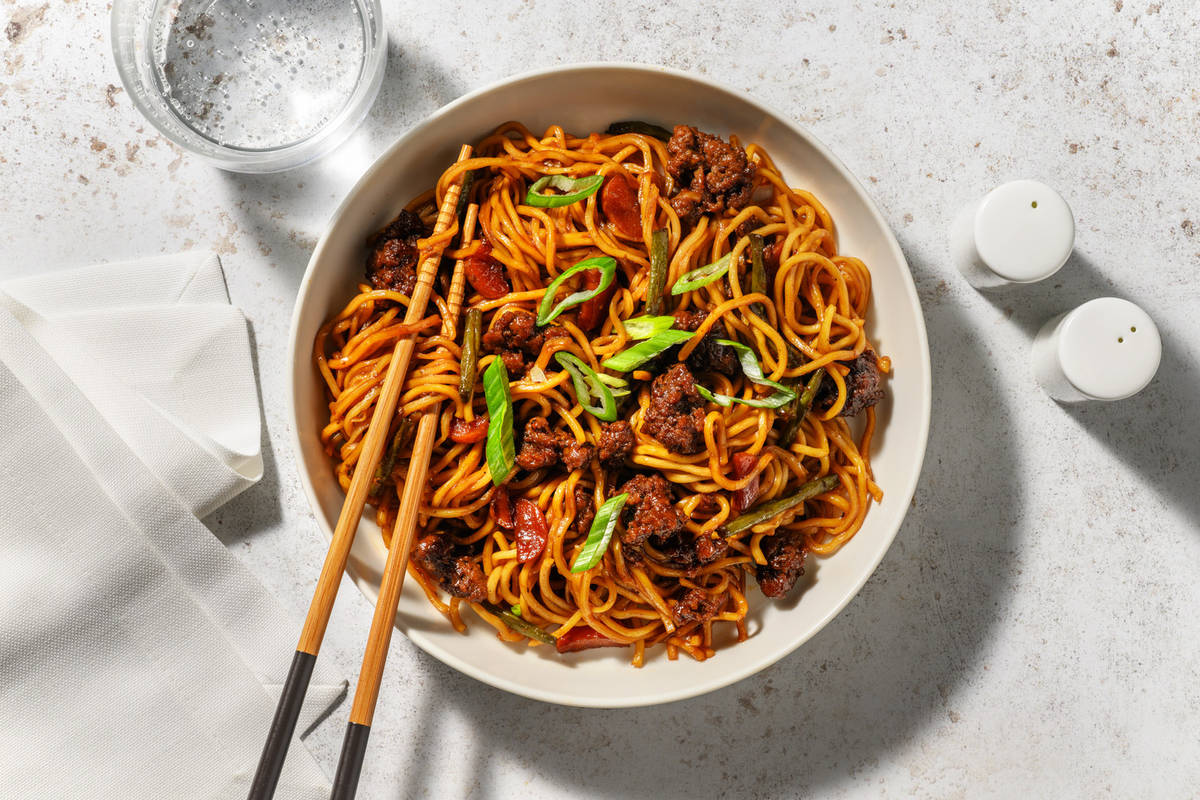 Fragrant Ginger Beef Noodle Stir-Fry