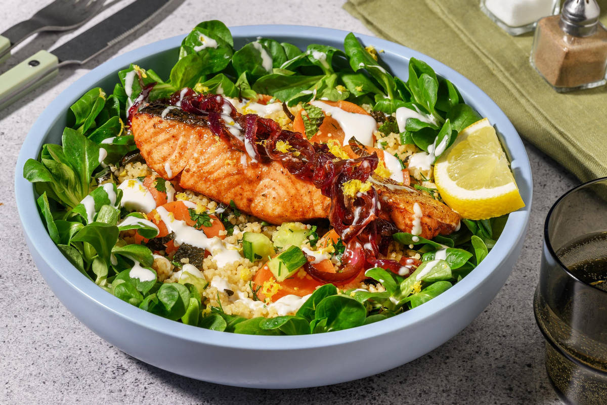 Zalmfilet met citroendressing en verse kruiden