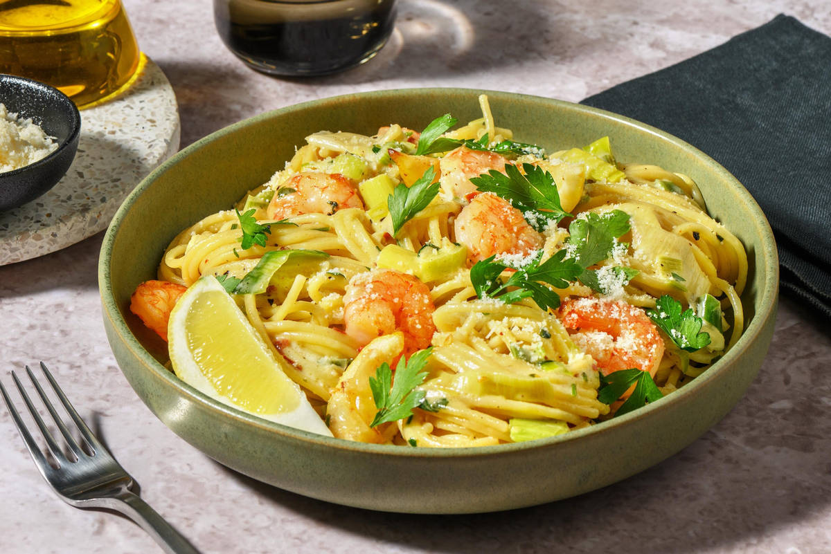 Crevetten auf Spaghetti in frischer Rahmsauce