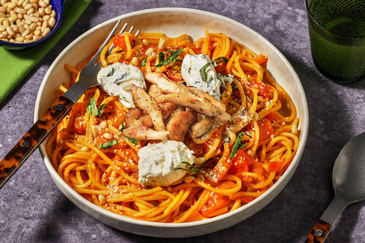 Spaghetti al Pomodoro mit extra Bio-Hähnchenbruststreifen