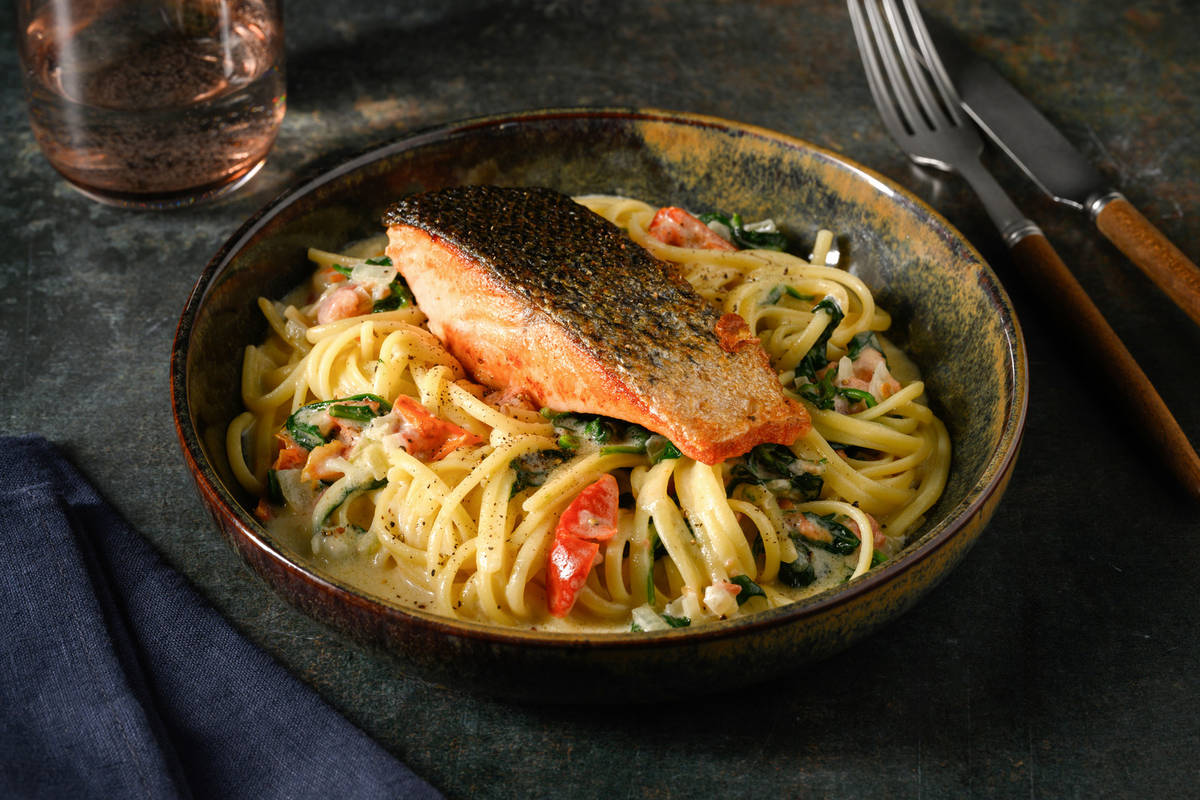 Pavé de saumon & linguine à la toscane