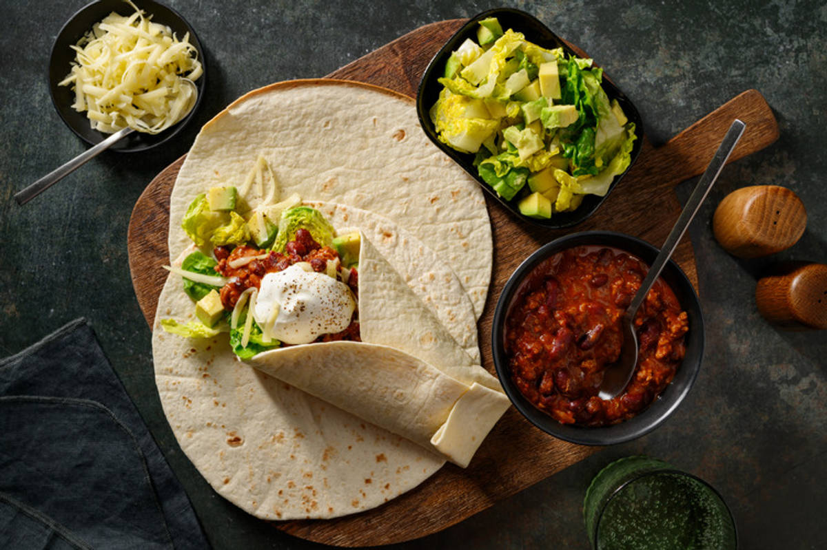 Burrito mexicano au bœuf, frijoles & cheddar