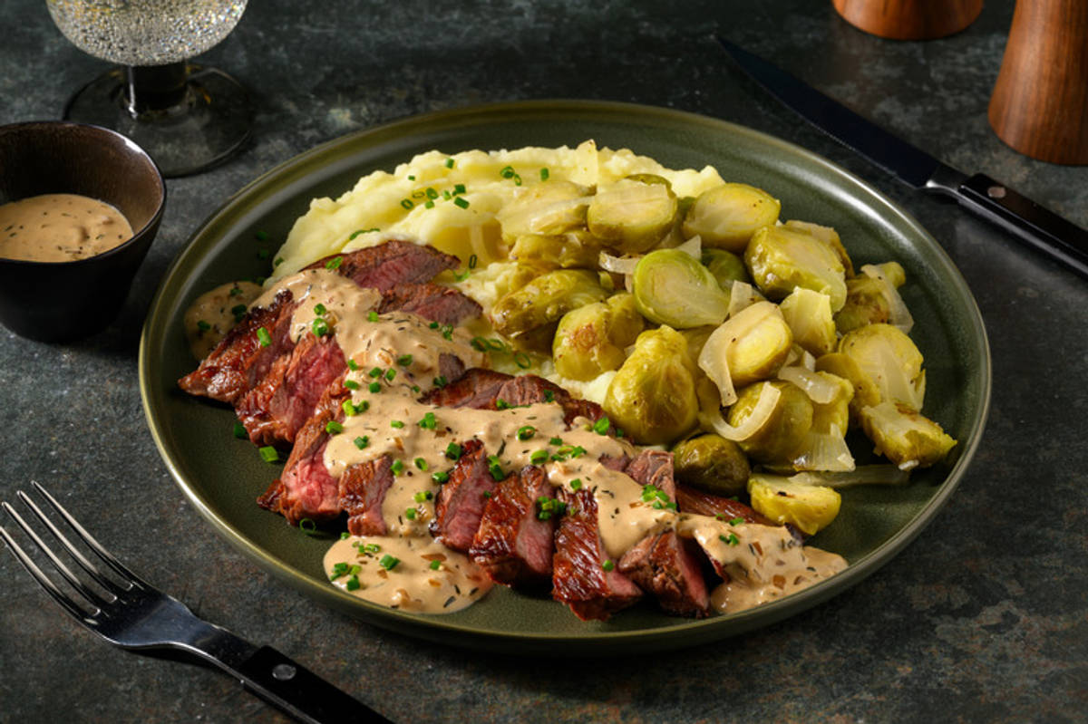 Bavette, choux de Bruxelles & sauce échalote