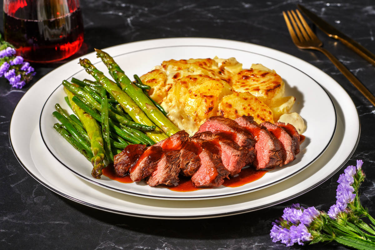 Mashed Potatoes Flat Iron Steak With Red Wine Sauce Charlie