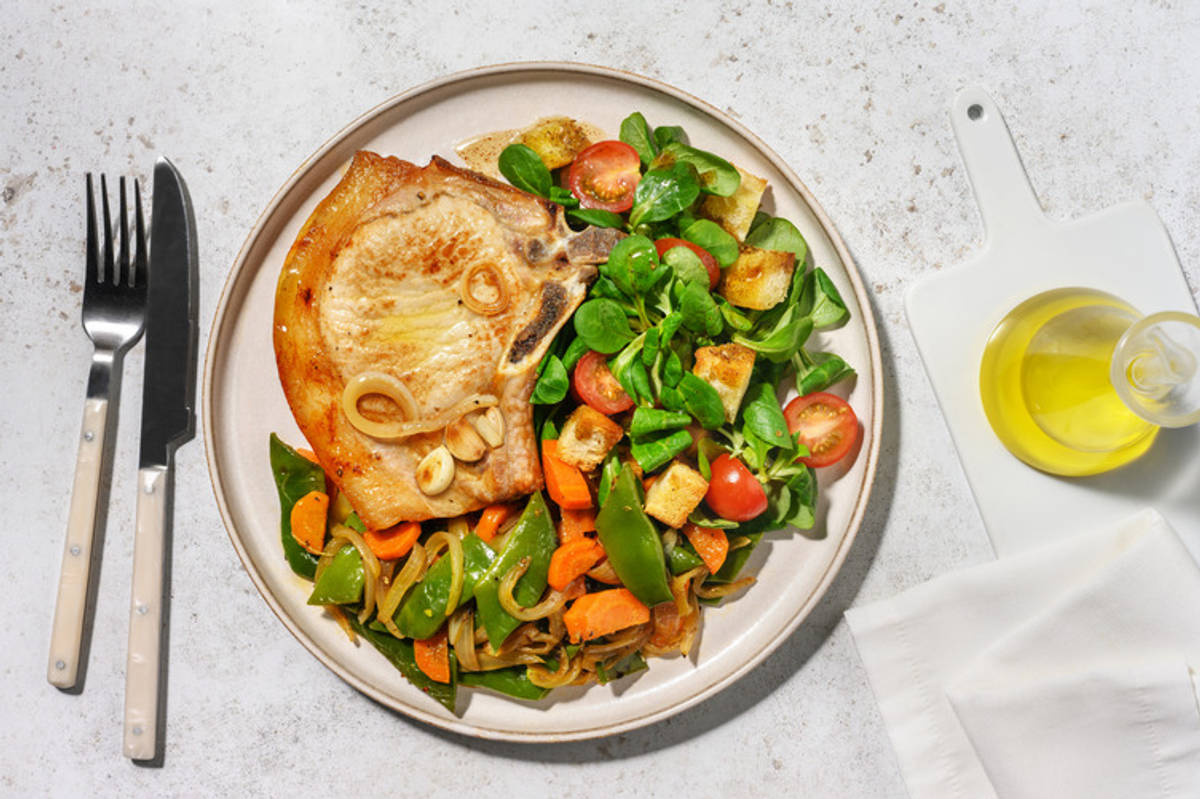 ¡Al ajillo! Extra de chuletas de cerdo con verduritas