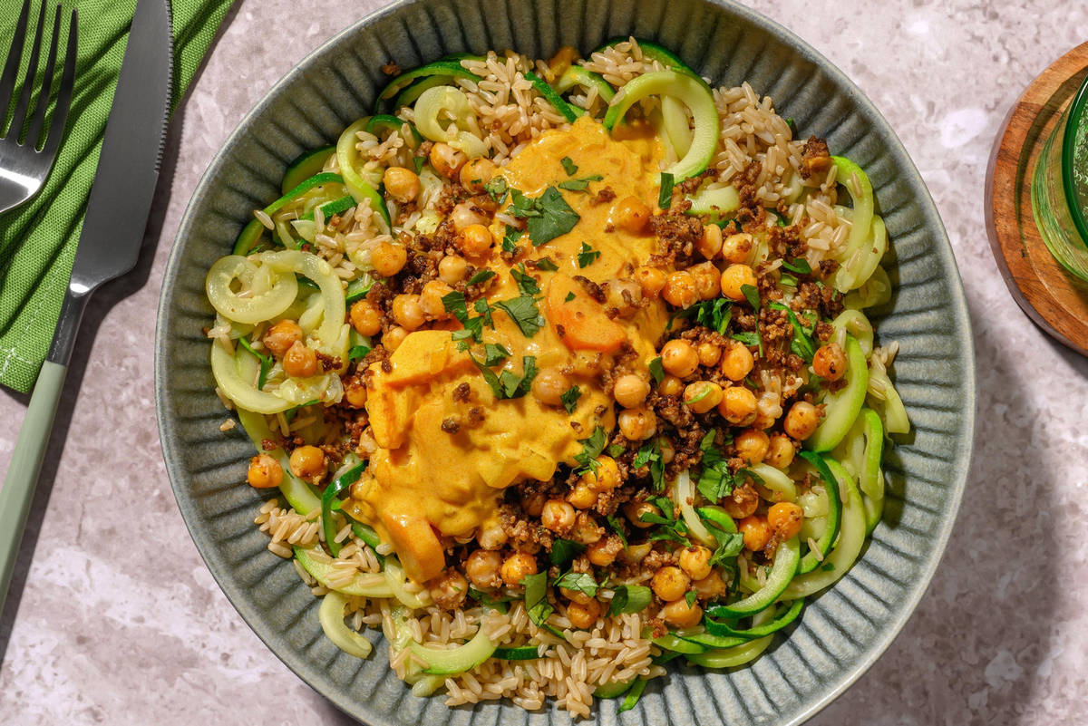 Pois chiches croquants, haché végé et sauce au curry jaune