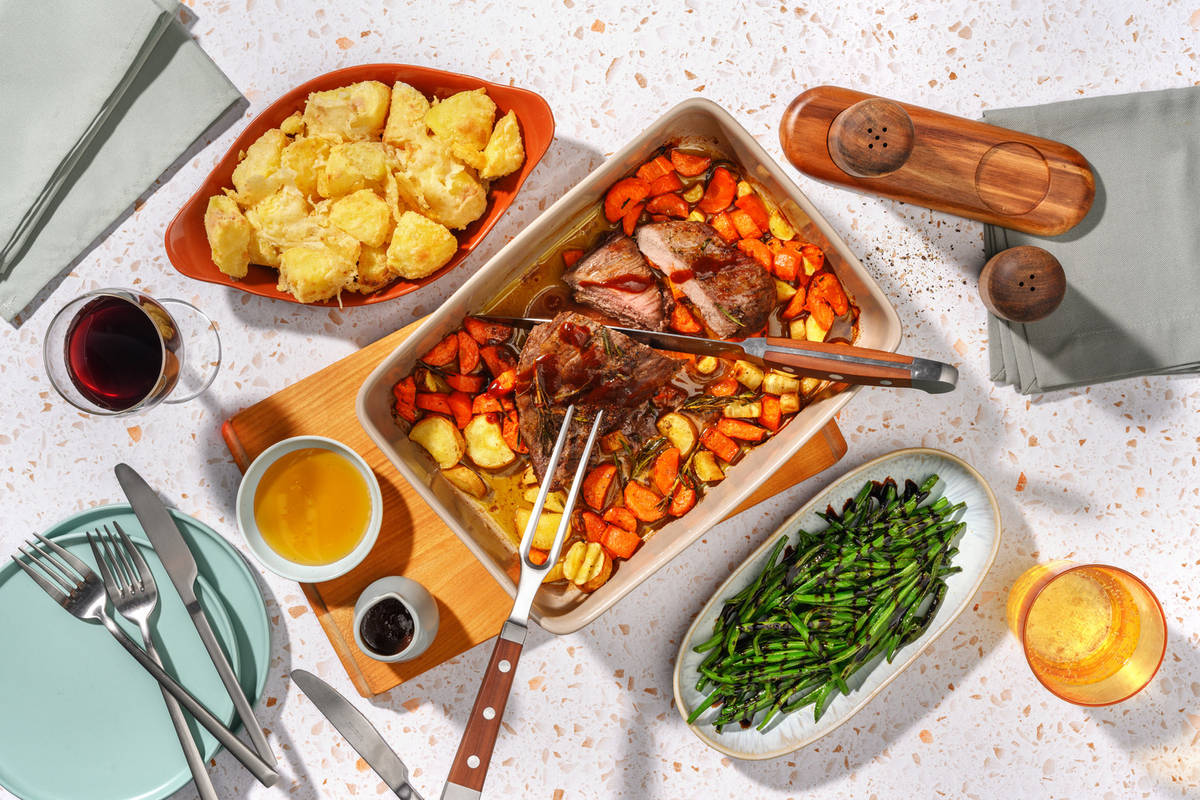 Rosemary Roast Beef and Red Wine Jus