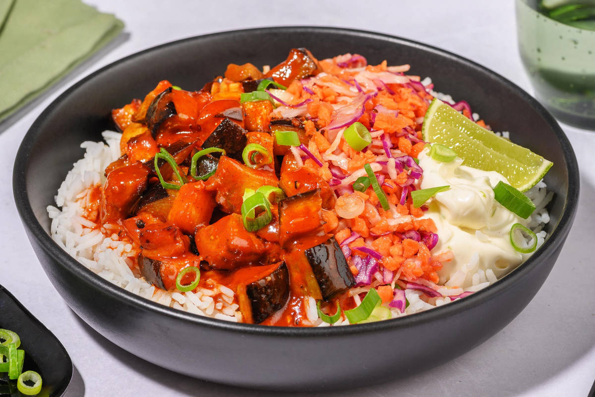 Scharfe Gochujang-Auberginen-Bowl