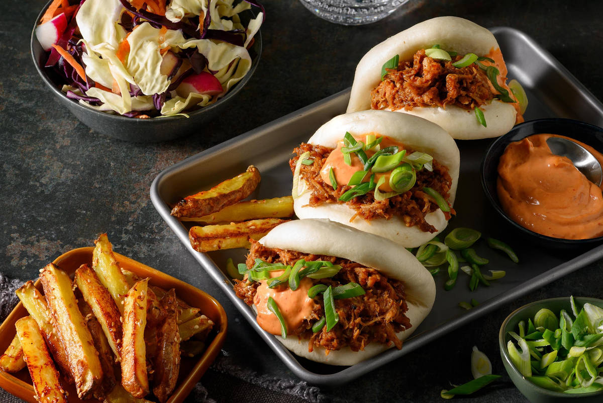 Sticky Hoisin Pulled Pork Bao