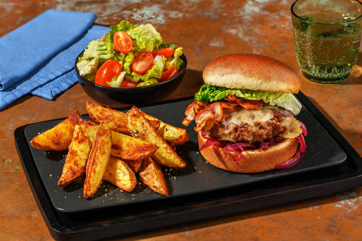Crispy Bacon & Caramelised Onion Cheeseburger