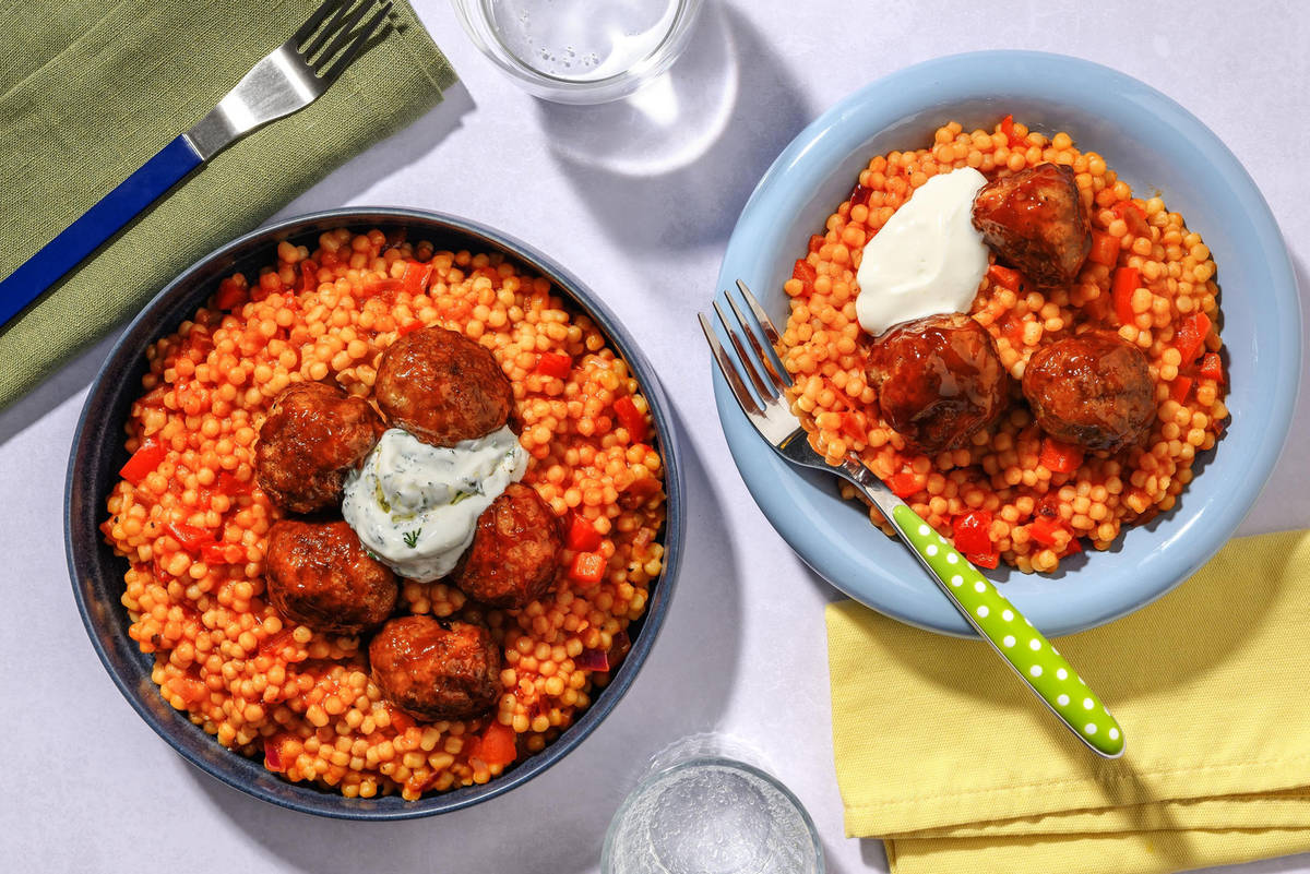 Kip-kalkoengehaktballetjes met parelcouscous