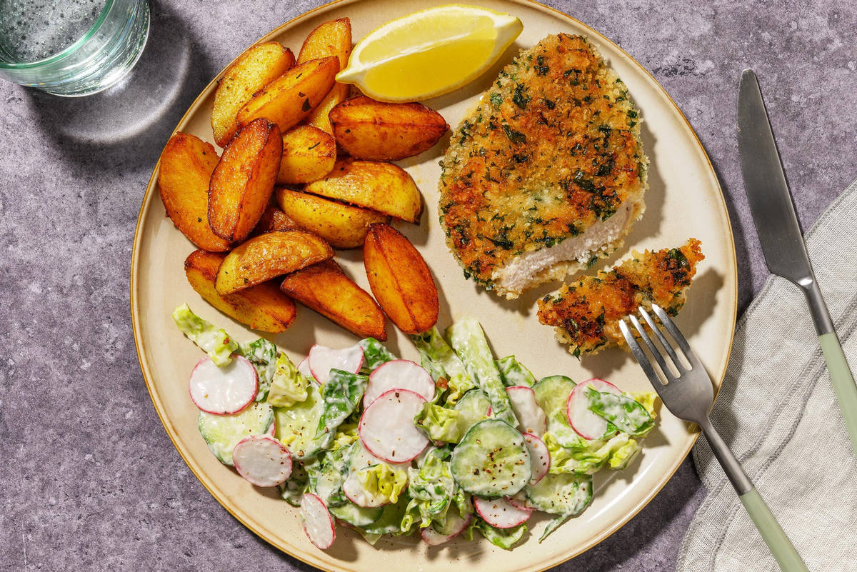 Knuspriges Kräuterschnitzel mit Paprika-Pommes