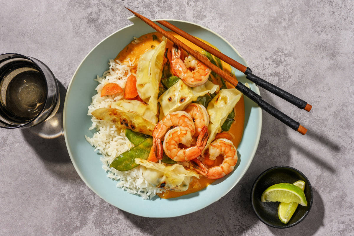 Red Thai Style Prawn and Vegetable Gyoza Curry
