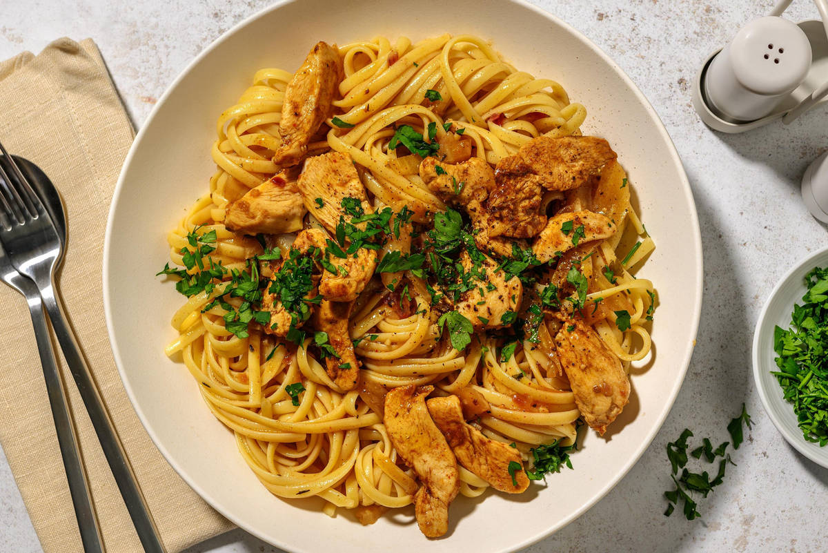 Frische Linguine mit Knoblauch-Hähnchen