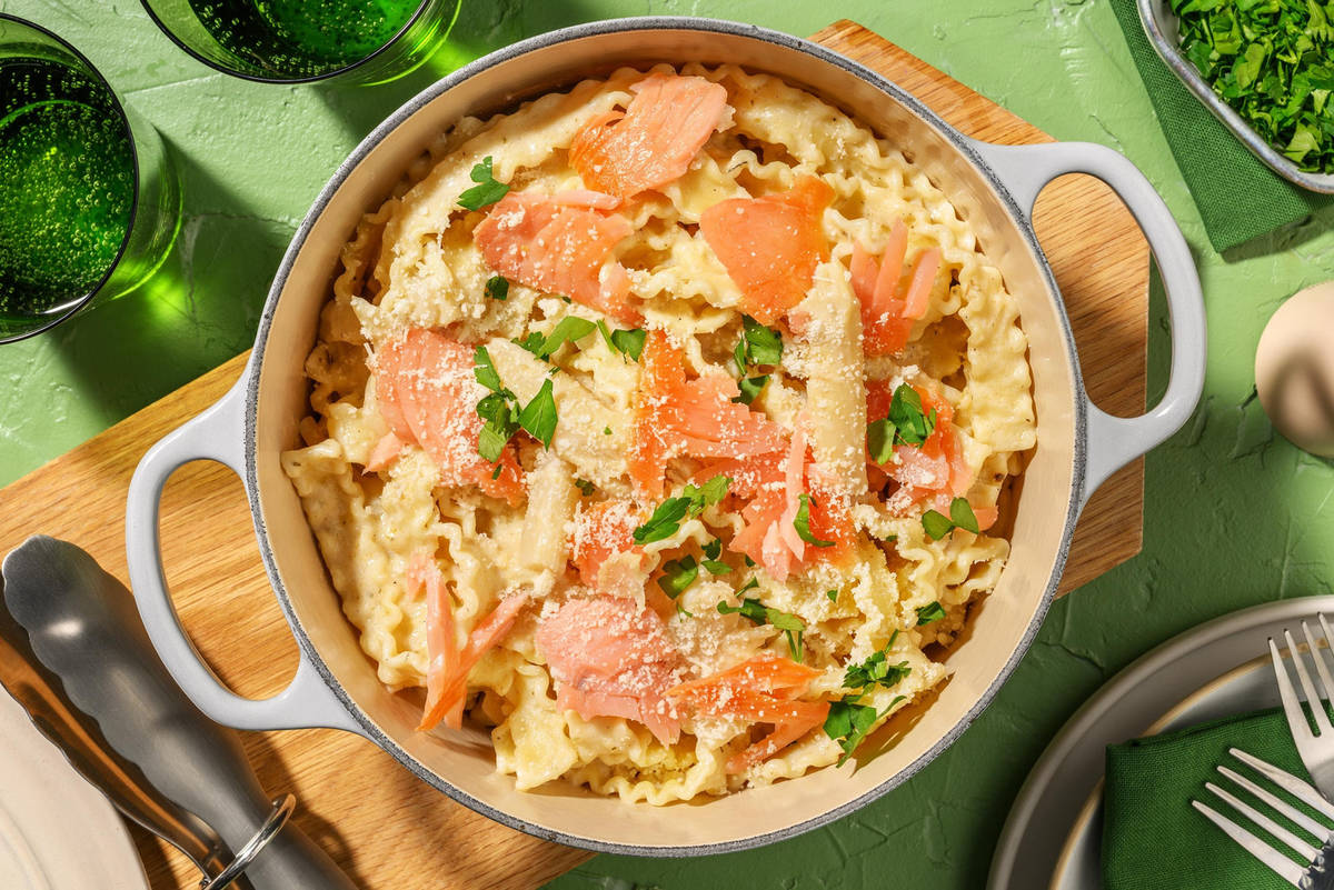 Mafaldine en sauce crémeuse aux asperges blanches