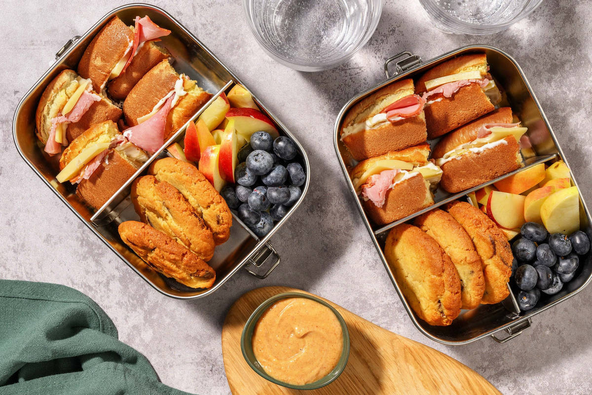 Sandwiches, Fruit and Cookies Lunch Bundle | Prep at Home