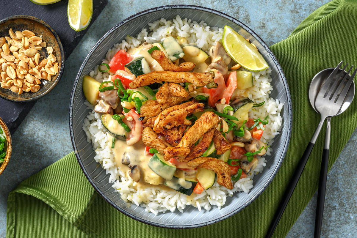 Scharfes grünes Gemüsecurry mit extra Hähnchen