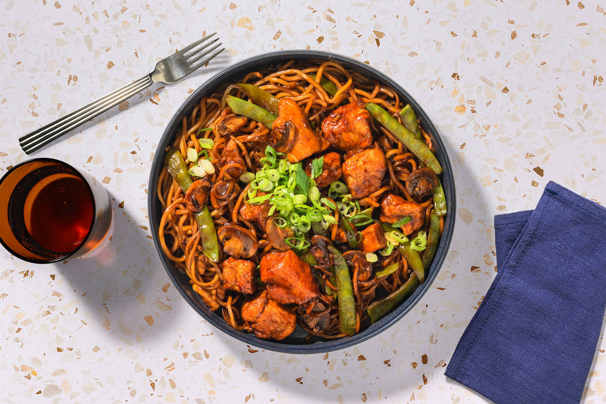 Indonesian Style Spiced Chicken Noodles