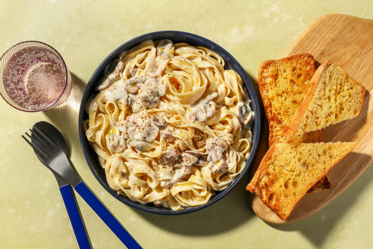 Bacon, Prawn & Mushroom Fettuccine Boscaiola 