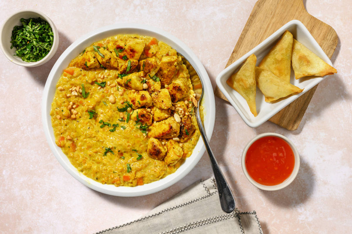 Dahl au poulet & samossas au bœuf