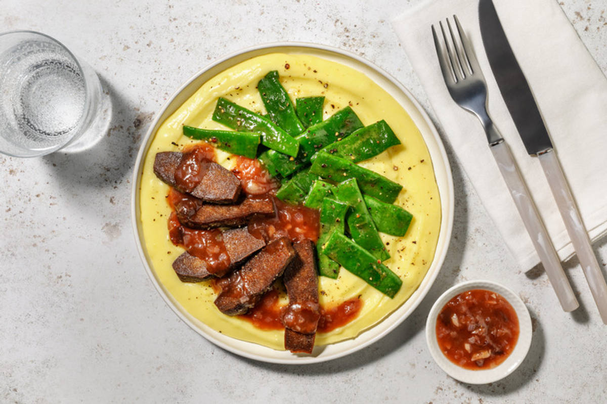 Seitán glaseado con salsa dulce de chalota y ciruela