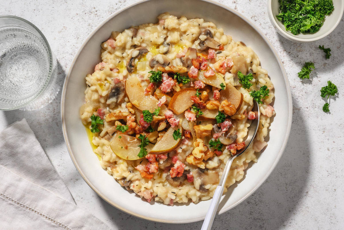 Risotto à la poire caramélisée, lard et gouda