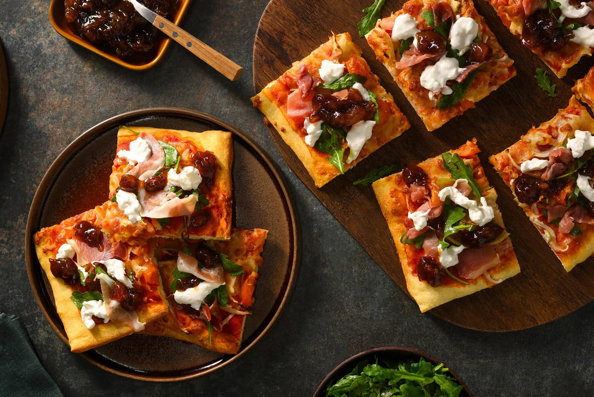 Pizza with Serrano Ham, Burrata & Apricot Sauce