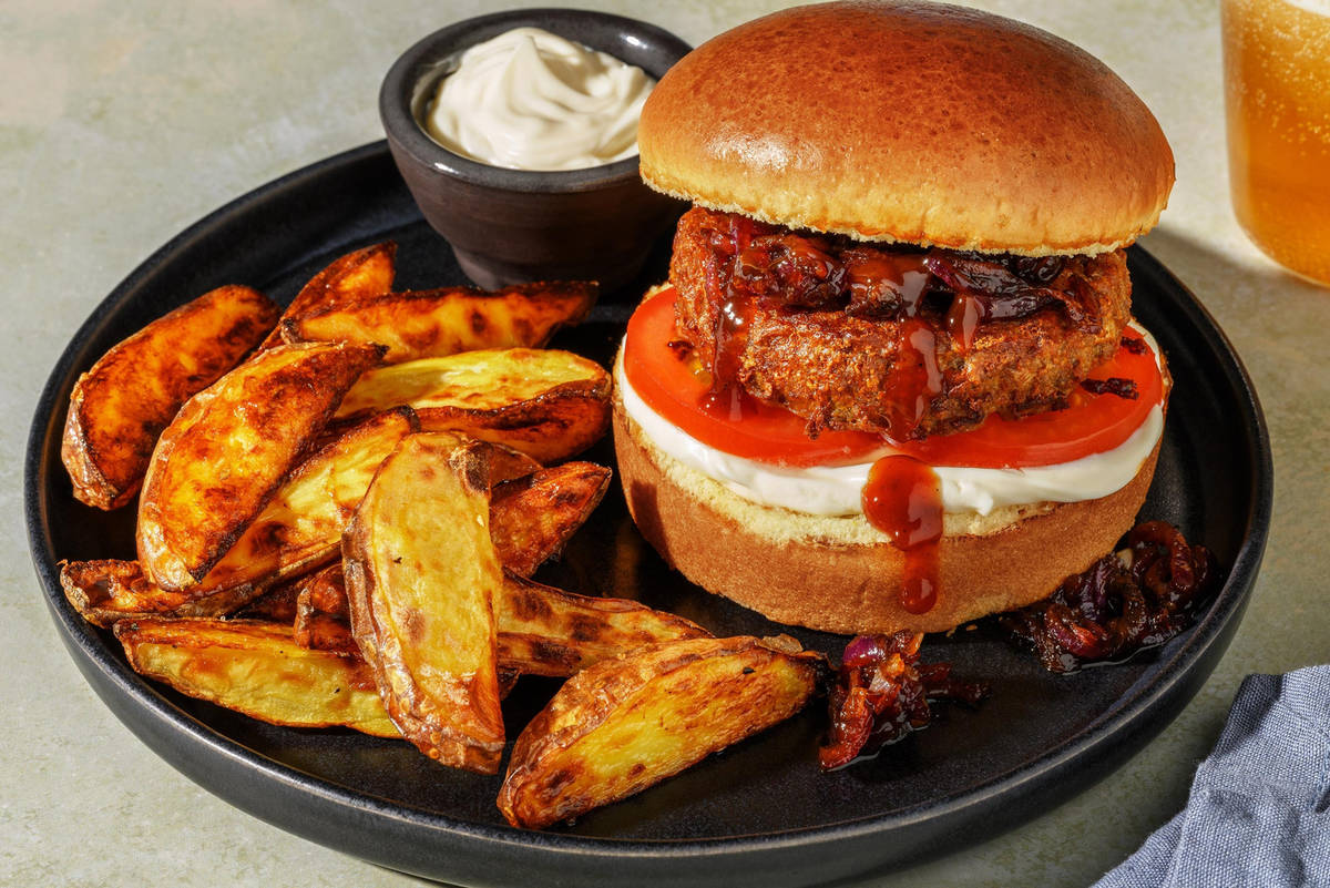 Beyond Meat Vegan Burger mit BBQ-Zwiebeln