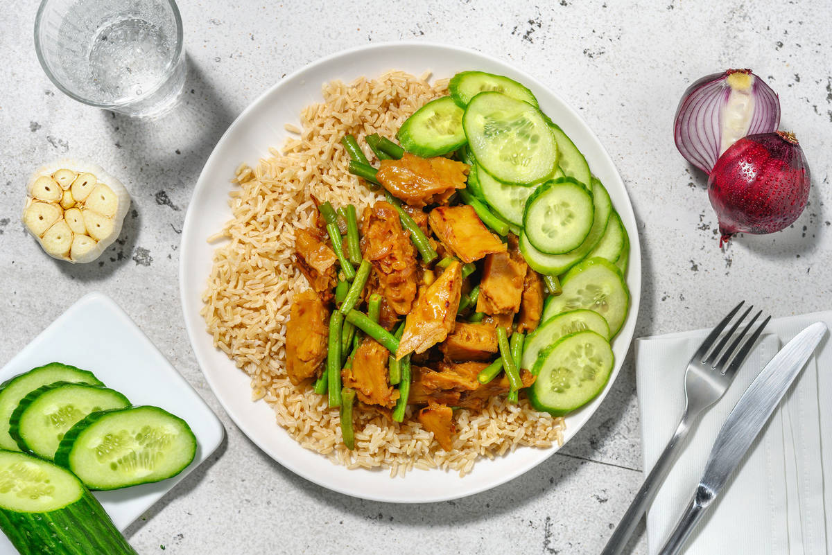 Mijoté à la caribéenne à la cacahuète et émincés végé façon poulet