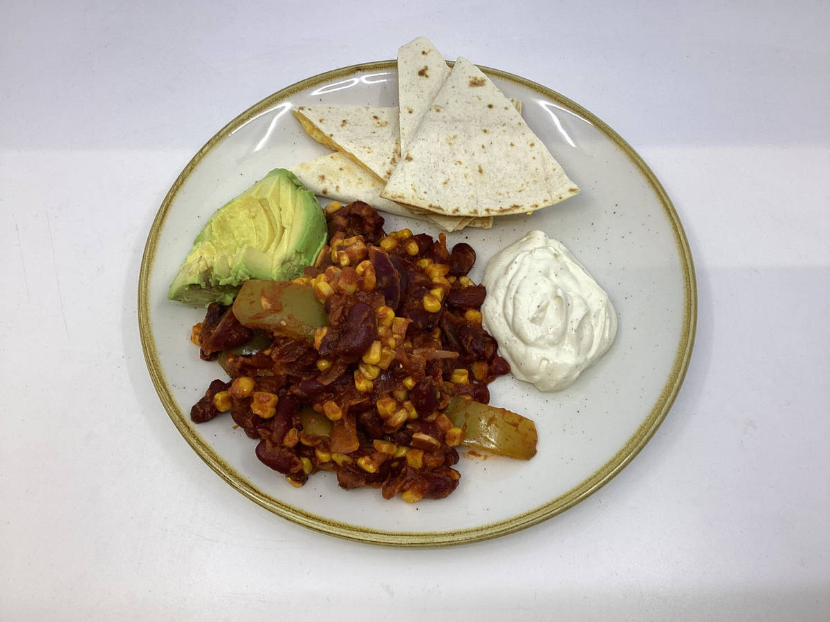 Tex-Mex-Gemüse aus dem Ofen mit Quesadillas