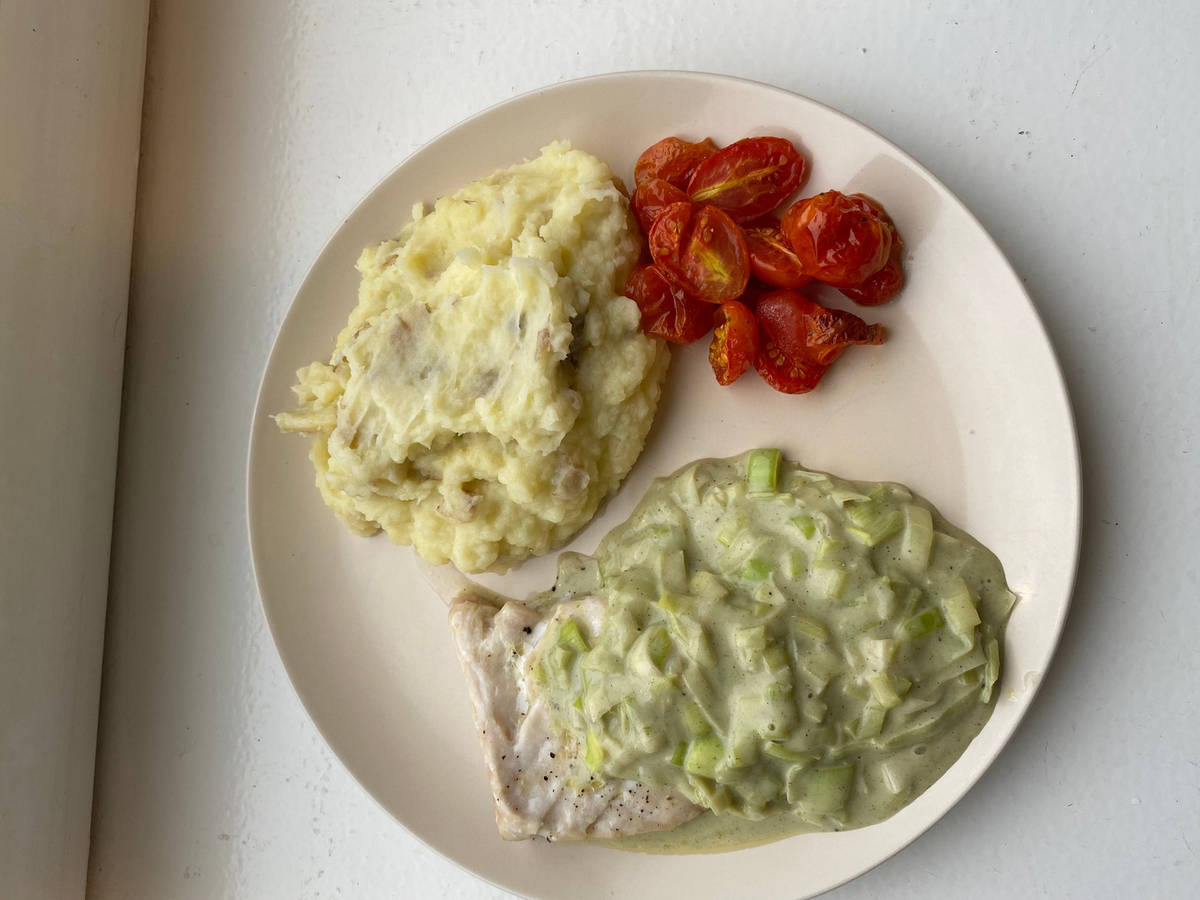Saithe in creamy leek sauce