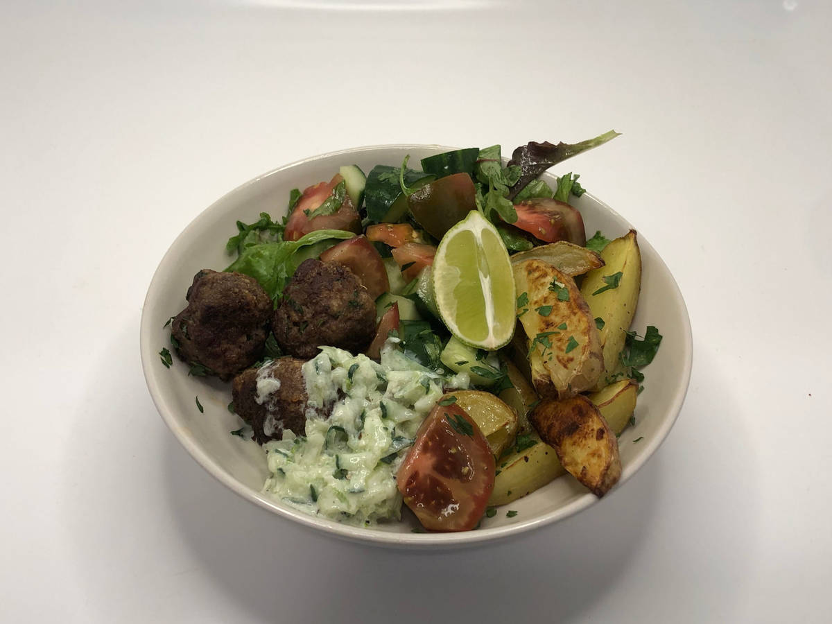 Souflaki Bio-Rinderhackbällchen Bowl! 