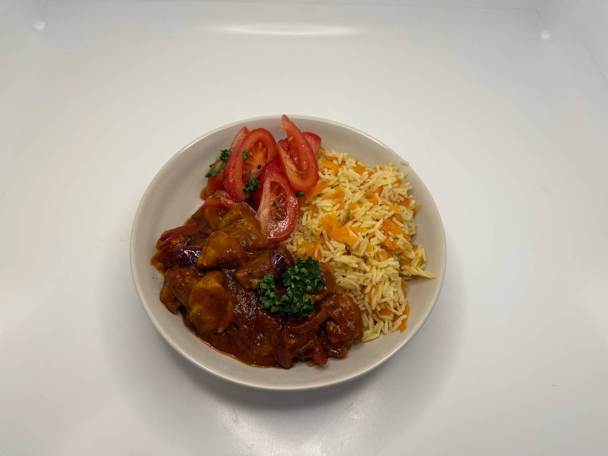 Schaschlik-Pfanne mit Karotten-Reis