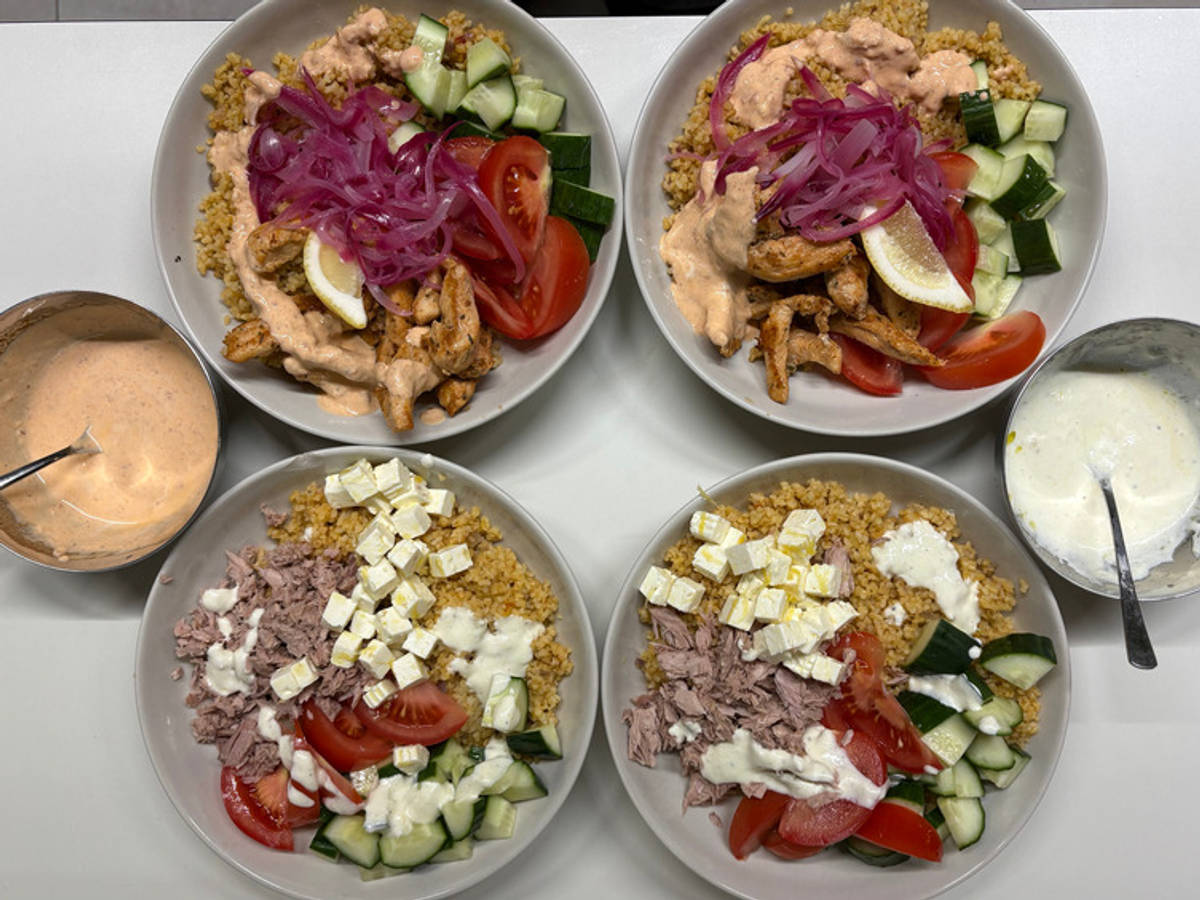 Bulgur Bowl mit Hähnchen und Thunfisch