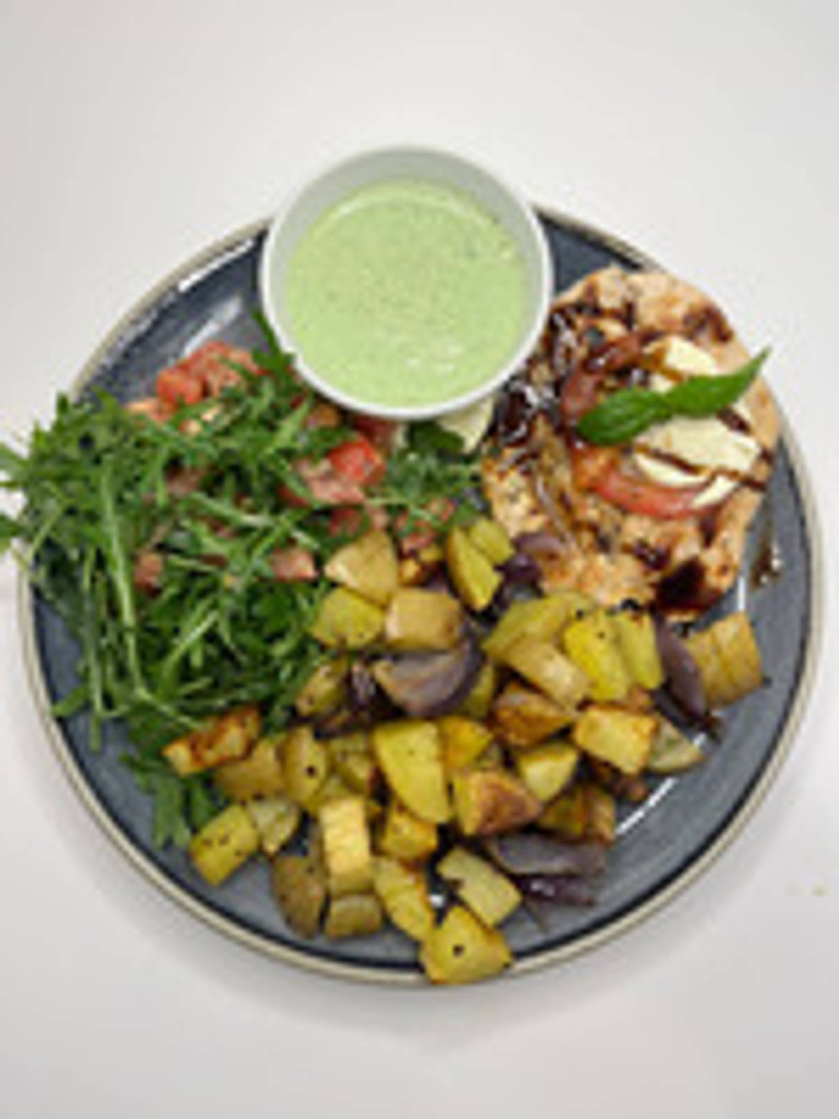 Pollo Caprese! Überbackenes Hähnchenfilet