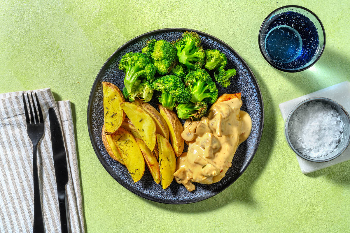 Pollo con salsa de mostaza y champiñones